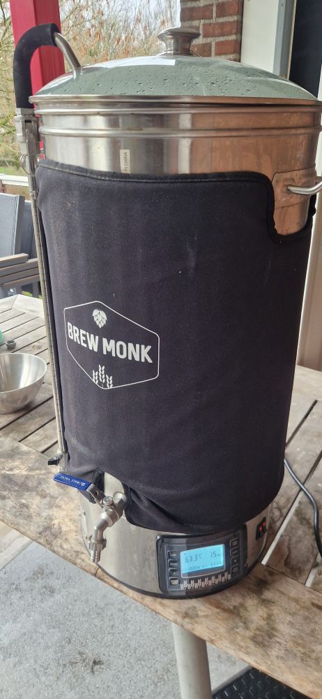 The brewmonk in mashing configuration.