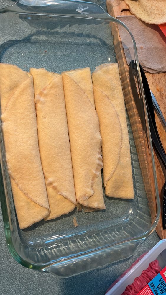 Pyrex with for big plain canelones