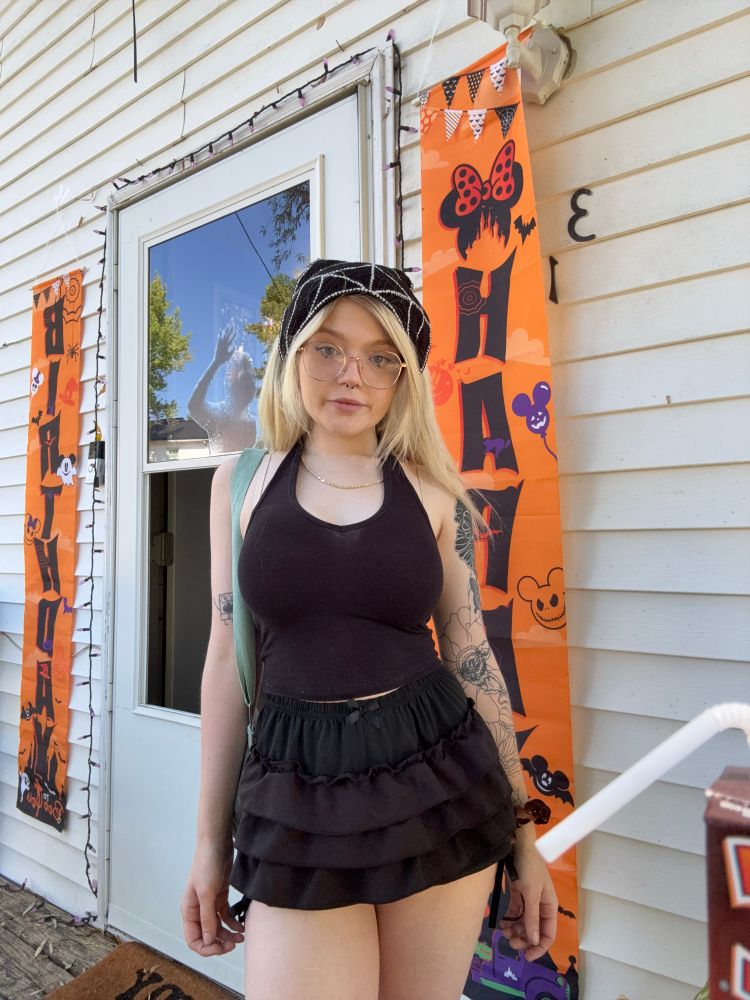 selfie of the vada outside on the porch