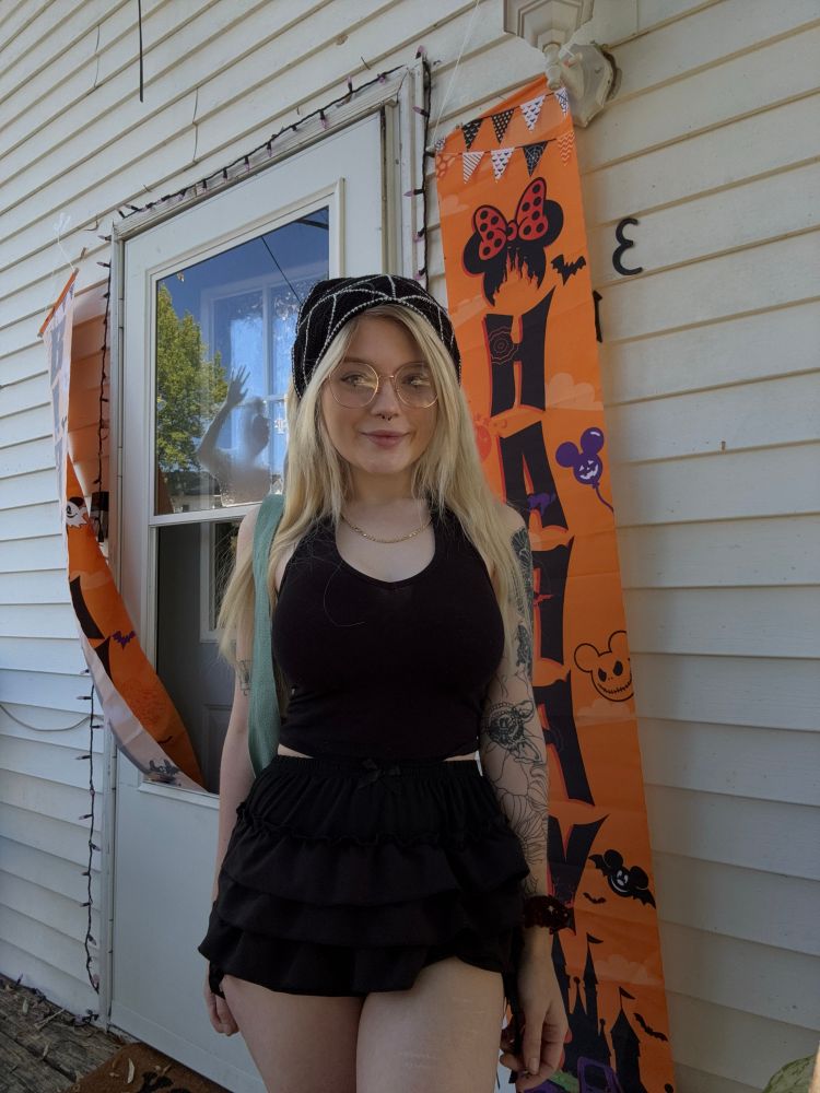 selfie of the vada outside on the porch