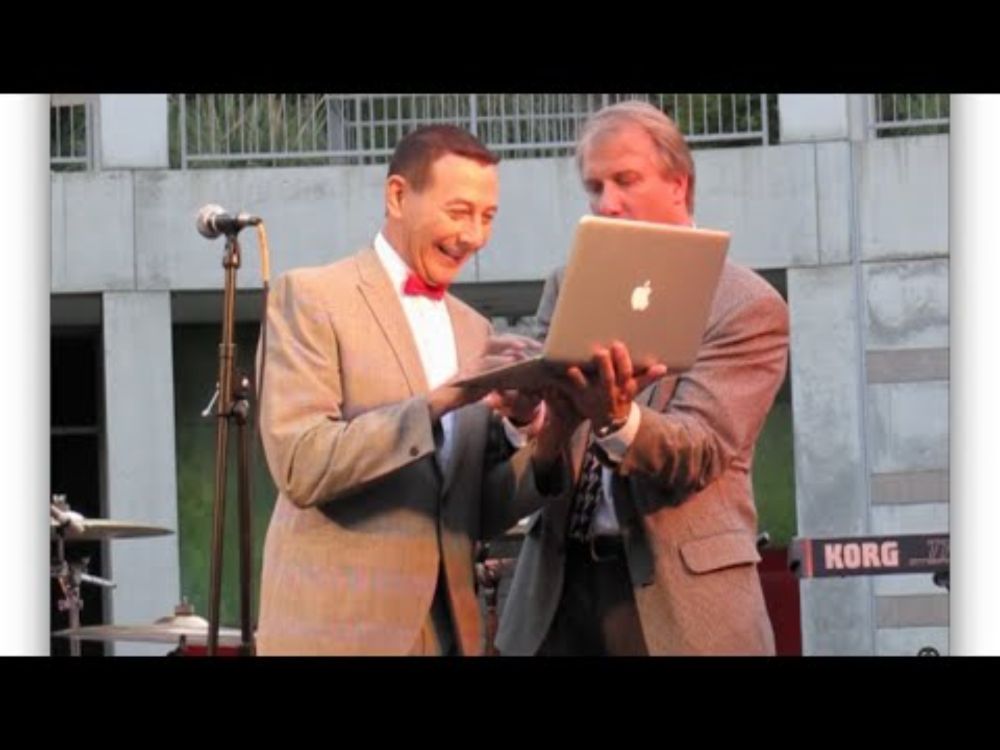 Pee-wee Herman Posts His First Tweet on Twitter