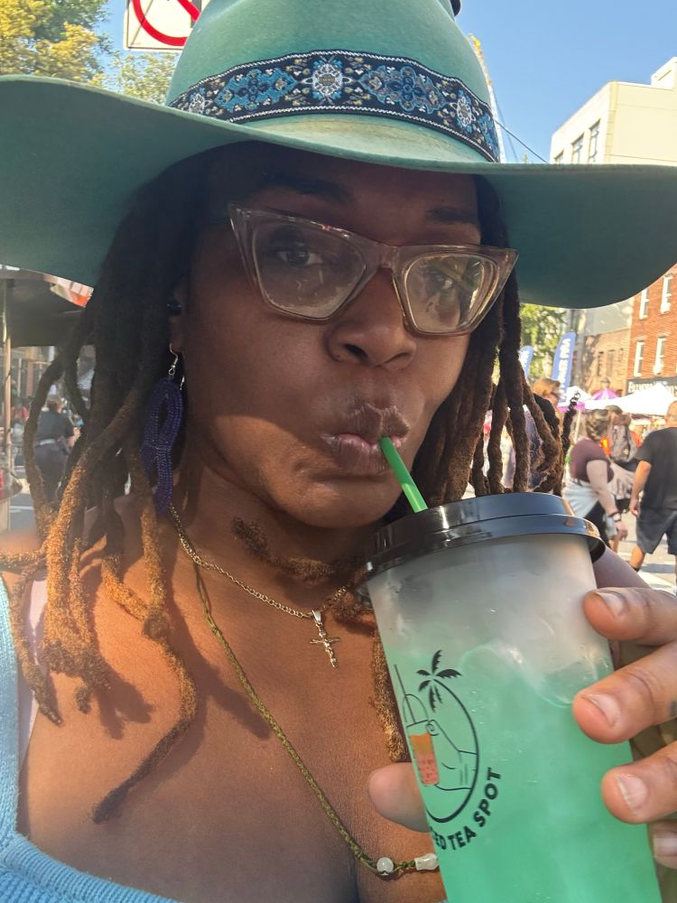 Sydette with blue lemonade 