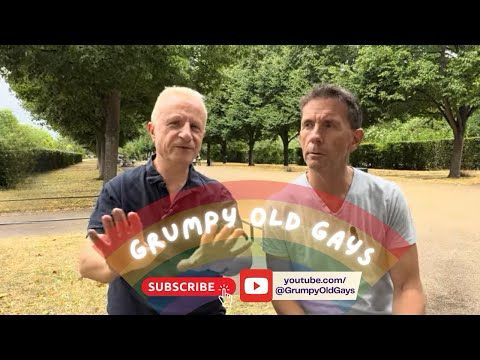Tourists! They're EVERYWHERE! A Grumpy Old Gays London Special! #tourists #london #grumpy #crowds