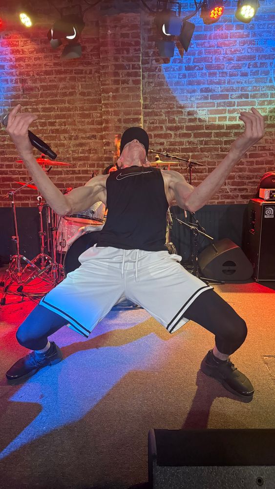King Yellowman posing during a show