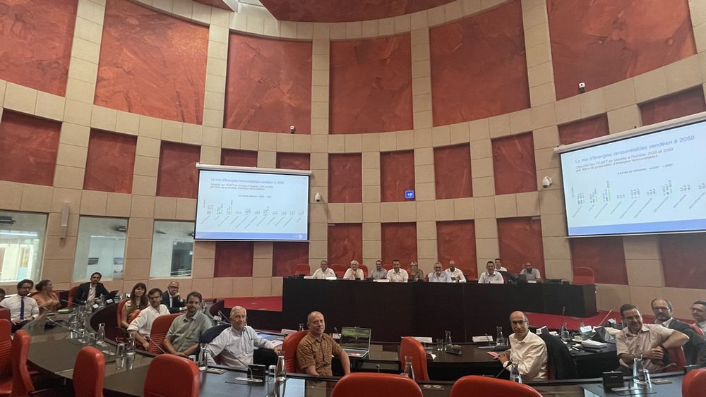Le groupe "Territoires" de la Prospective de la CRE au Conseil départemental de la Vendée.