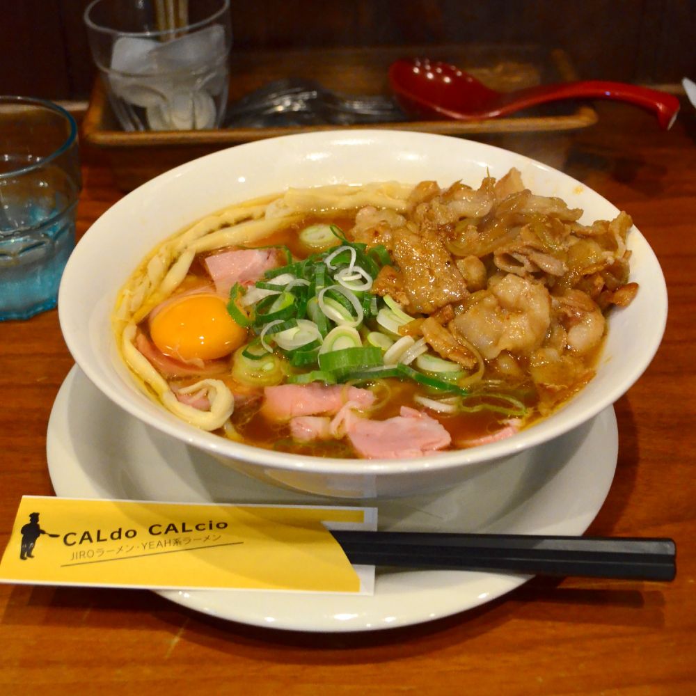 北斗市七重浜
カルドカルチョ
カルチャンラーメン徳島(茶)