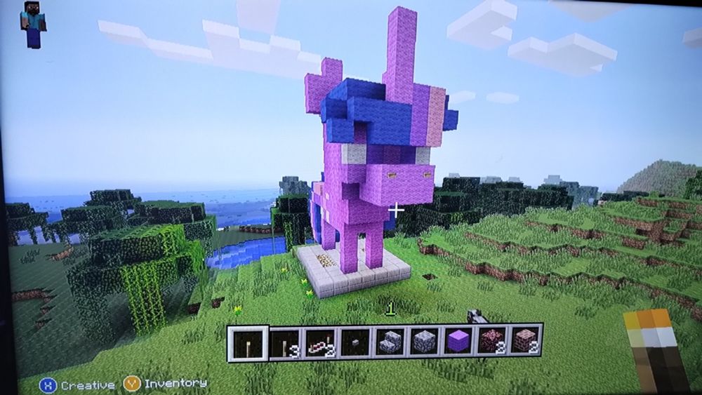 Twilight Sparkle statue
