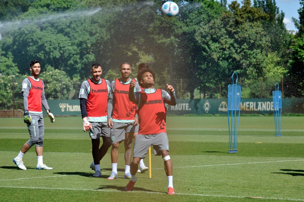 Kopfball Agu