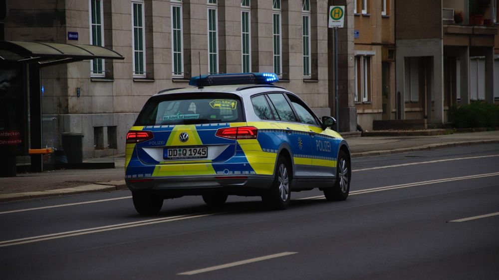 Verkehrsunfall - Die Polizei sucht Zeugen - Neustadt-Geflüster