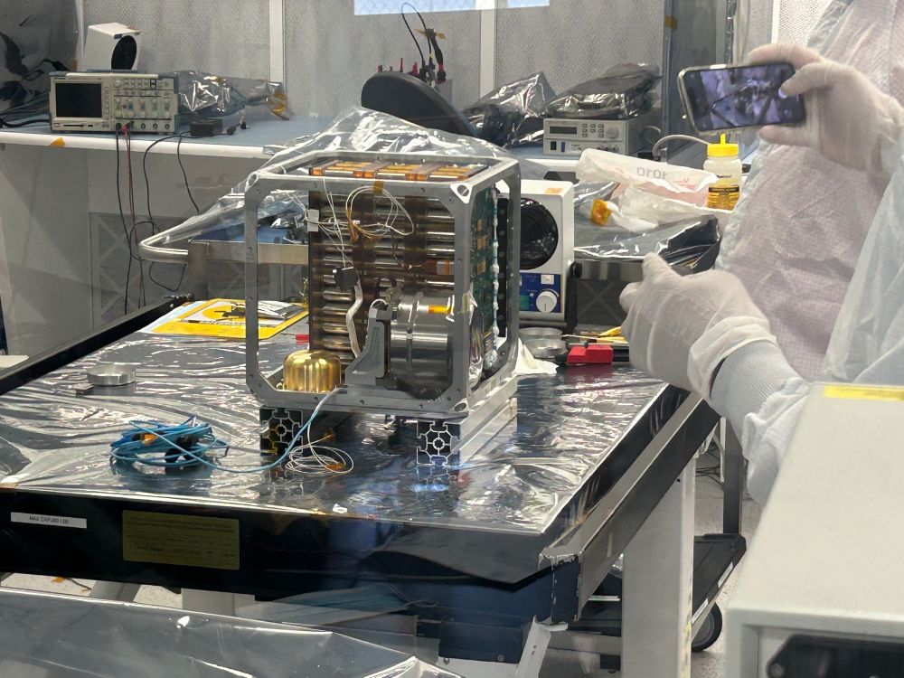 The inner cube of Farside Seismic Suite (FSS) with two seismometers and a really big battery all mounted in place for the final flight assembly.