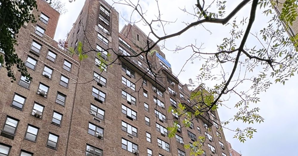 Emery Roth's 1931 Southgate - 400 East 52nd Street