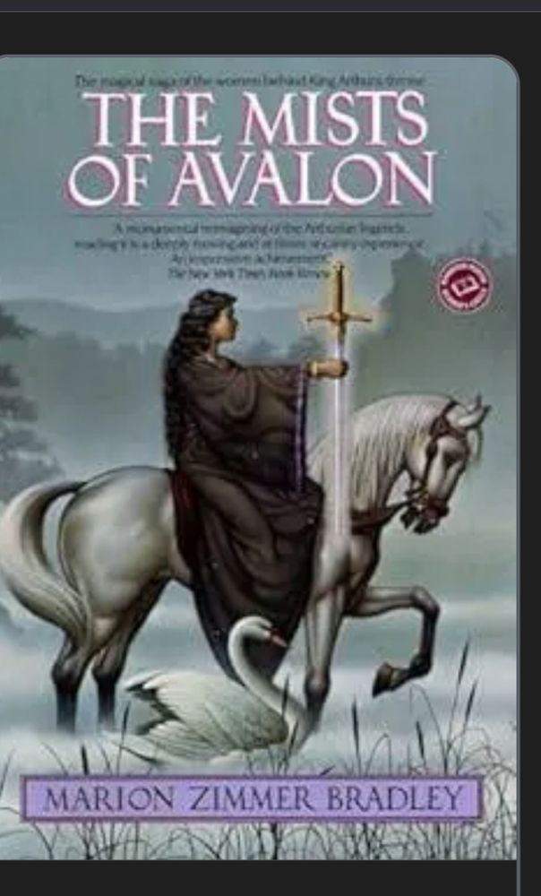 The cover of The Mists of Avalon by Marion Zimmer Bradley