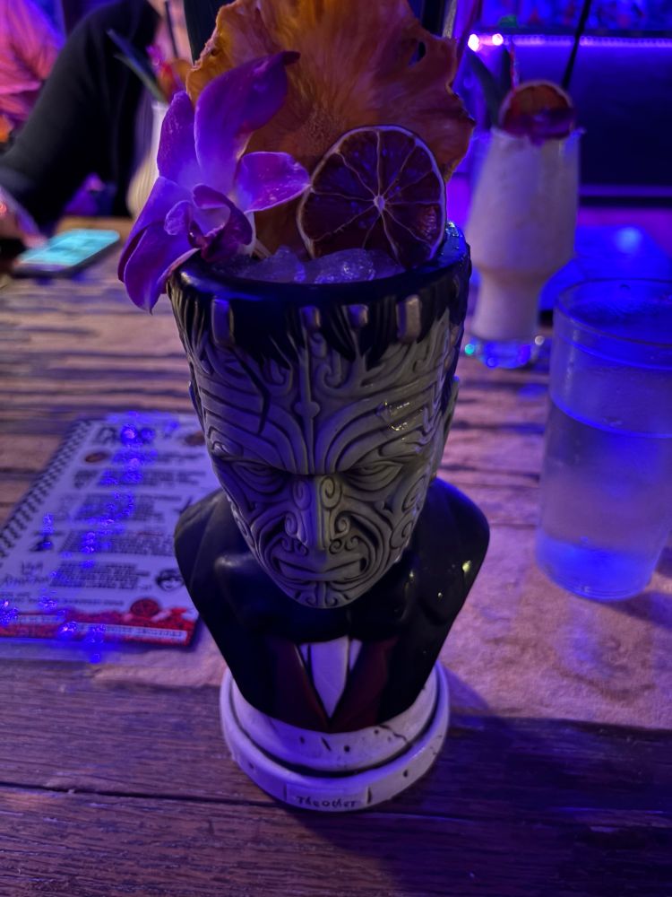 The same mug showing the tiki decorations in the mug