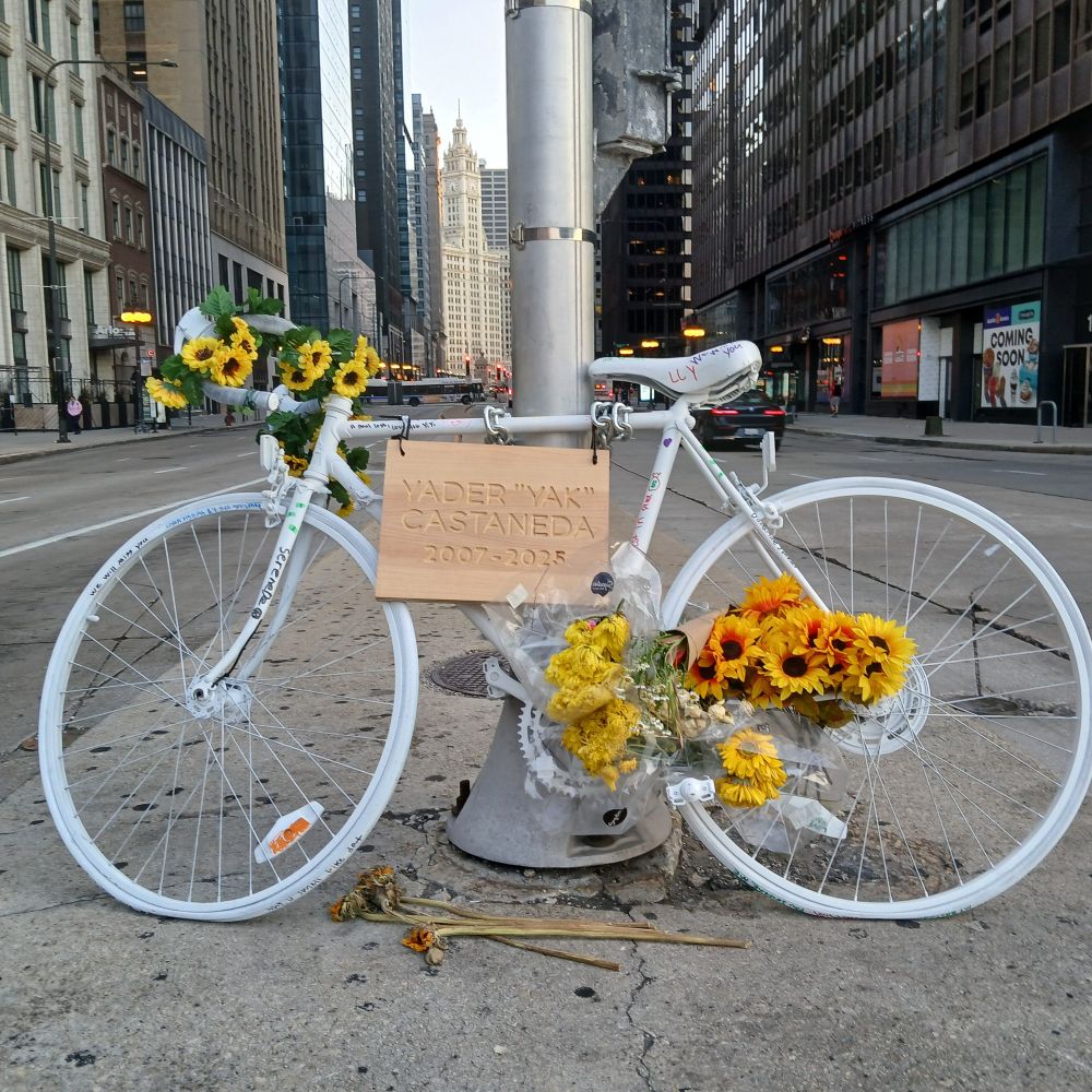 A Ghost Bike for Yader Castaneda, located downtown Chicago.