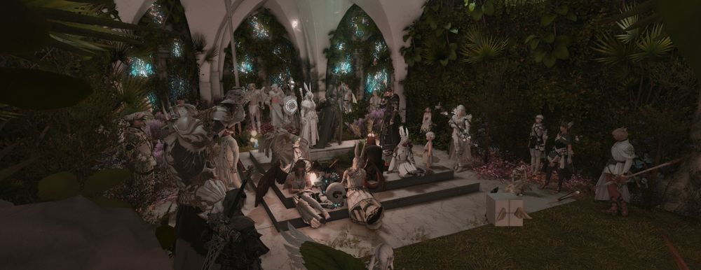 The secret garden build where we used player characters as the decoration as they were to glam like being statues in the garden. A lot of greenery, cool water and beautiful stained glass were the main features of this build.