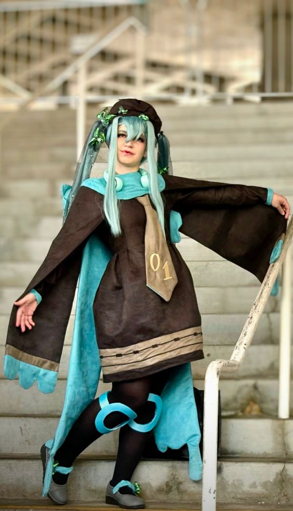 Cosplay of project voltage bug type miku