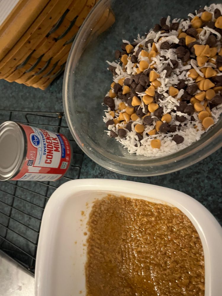 Hello Dollie’s ingredients on the counter