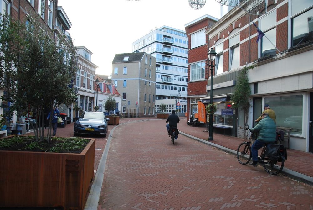Badhuisstraat na de herinrichting 
