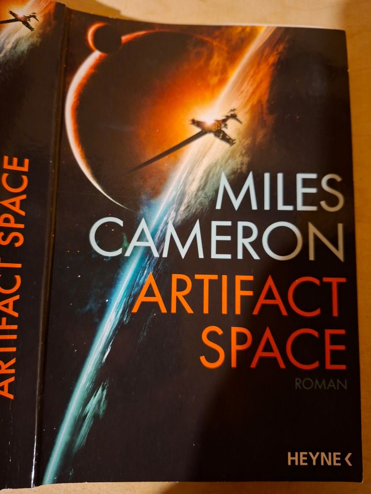 Bild des Buches Artifact Space von Miles Cameron