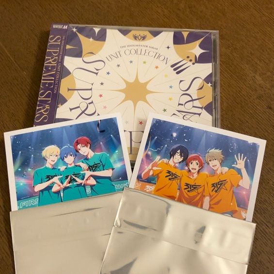 アイドルマスターSideM supreme starsユニットコレクションのCDと、トレーディングブロマイド2枚 ドラマチックスターズとクラスファースト