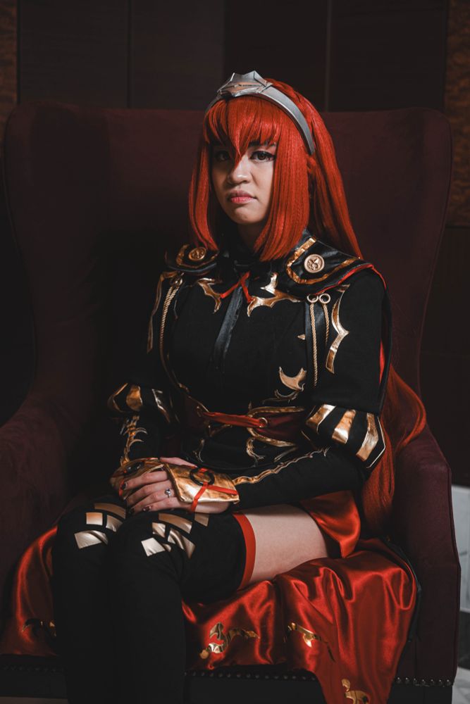 Portrait of a sad dragon royal (Past Alear Cosplay) 