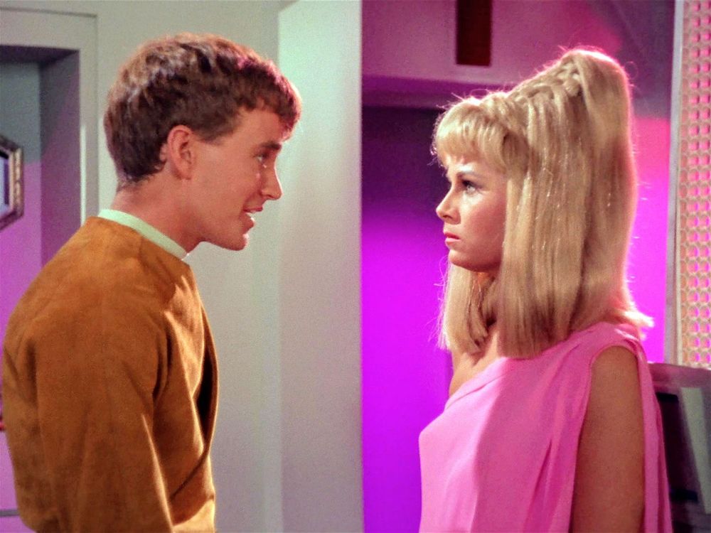 Charlie in Yeoman Janice Rand's quarters, trying to get her to accept his 'romantic' advances