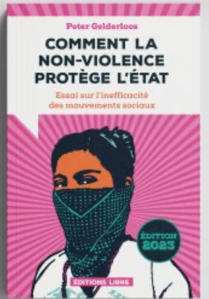 Couverture du livre « comment la non-violence protège l’Etat ». 
