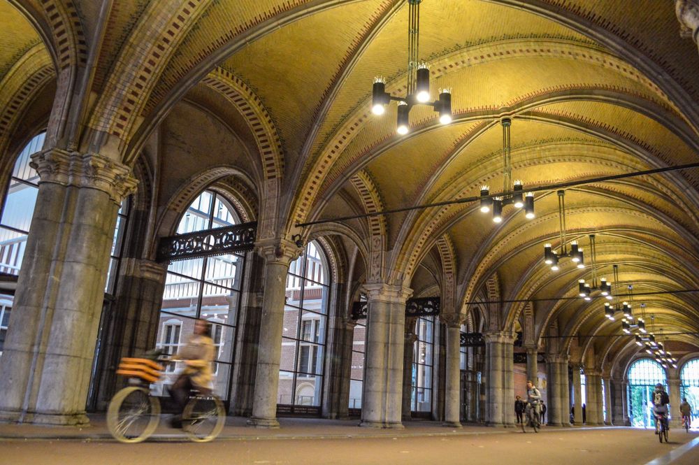 bike path through historic rijksmuseum passage