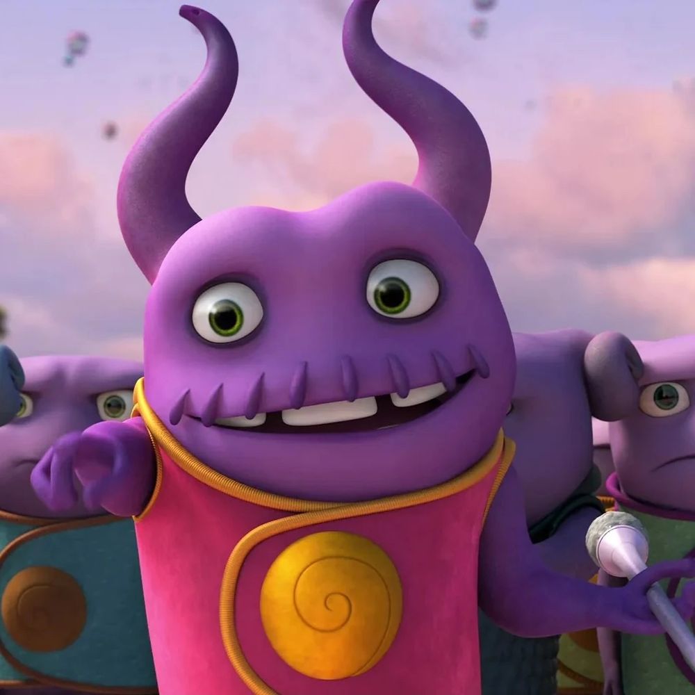 captain smek from dreamworks’ home movie pointing at camera