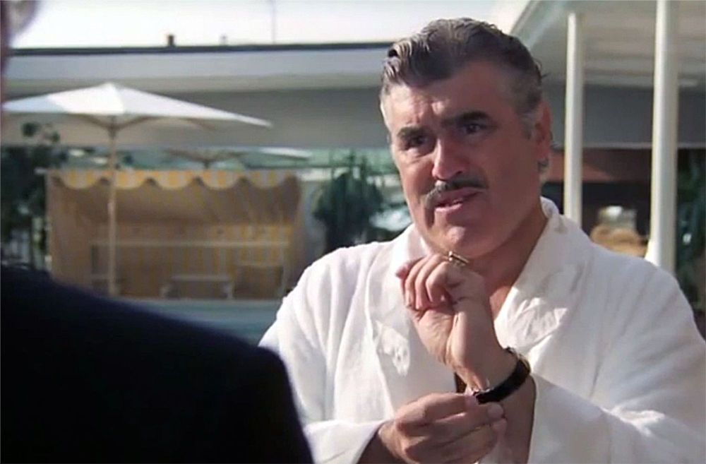 Mario Adorf in seinem Monolog aus dem altem Film über reiche Leute in München oder so