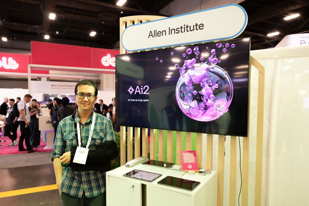 Lead OLMoTrace researcher Jiacheng Liu at Ai2's Google Cloud Next booth.
