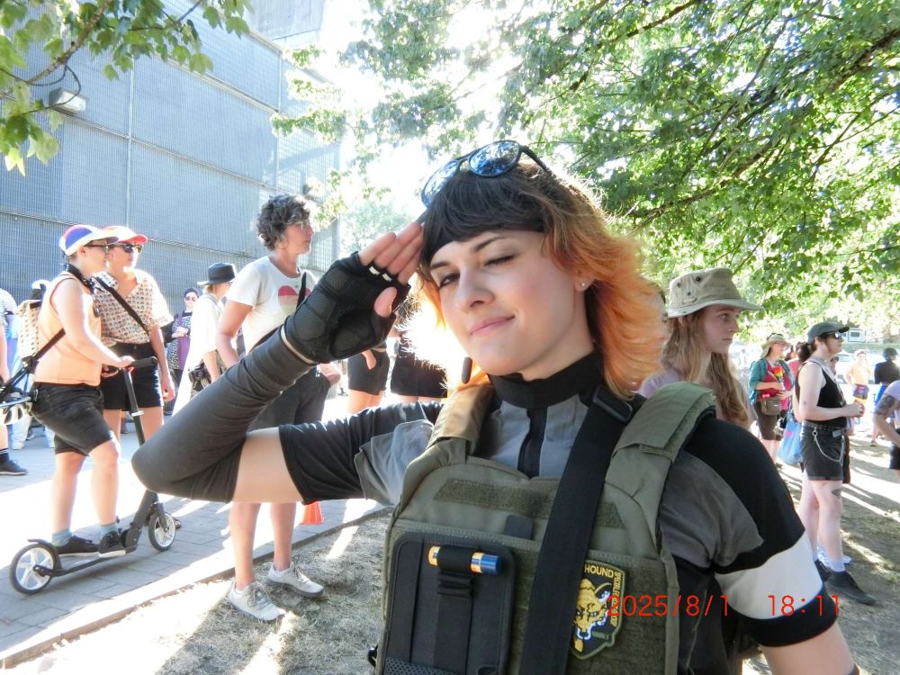 me in a meryl silverburgh cosplay, saluting