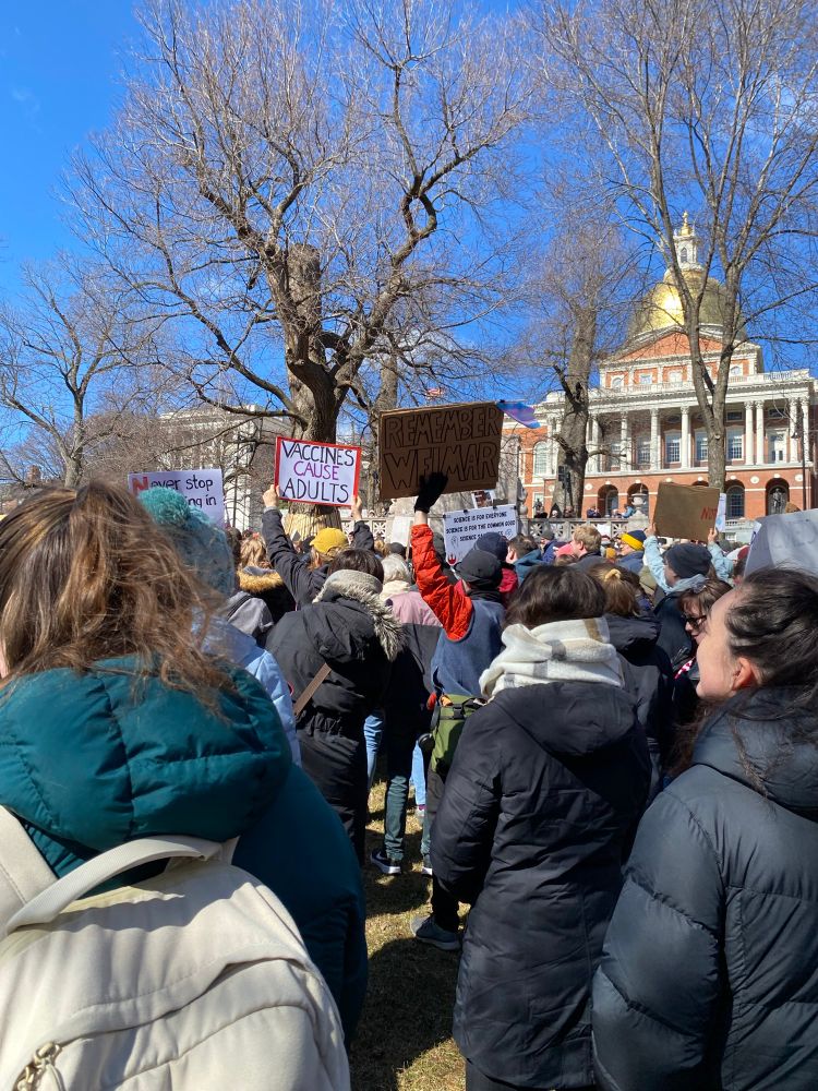 Crowd at the stand up for science rally in Boston 