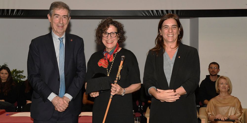 Puy, Balsells i Montserrat, amb Carmina Chia al fons / Foto: Premsa UdL