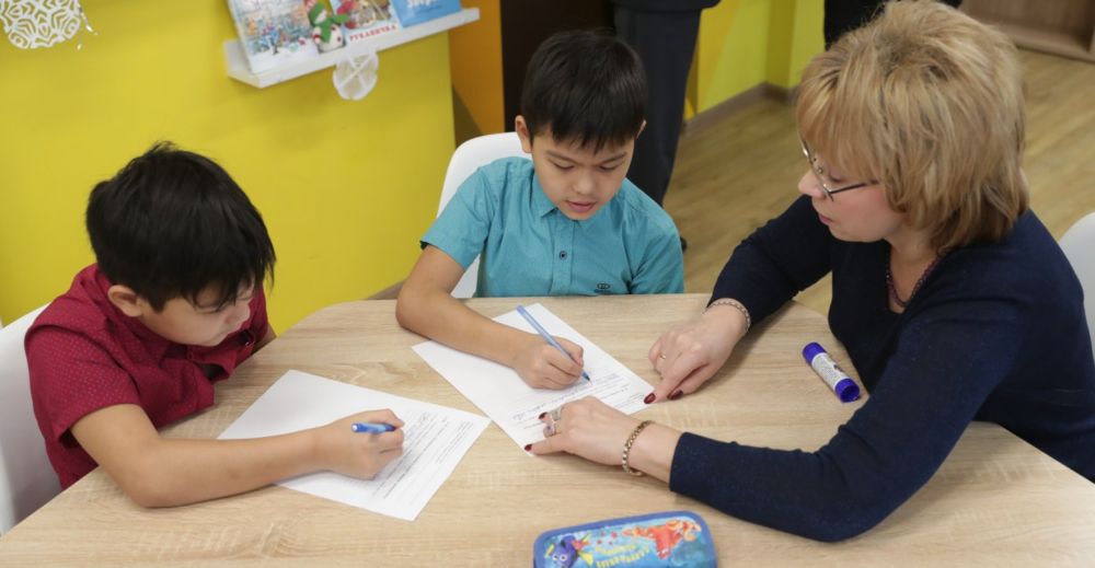 Installing air filters in classrooms has surprisingly large educational benefits