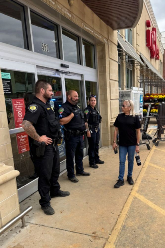 North Carolina Cops Accused of Barricading Grocery Store after Hurricane, Refusing to Sell Baby Formula and Diapers