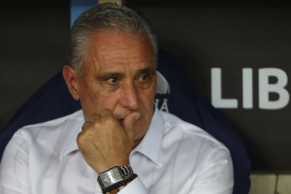 Caiu! Flamengo demite Tite e Filipe Luís assume time principal