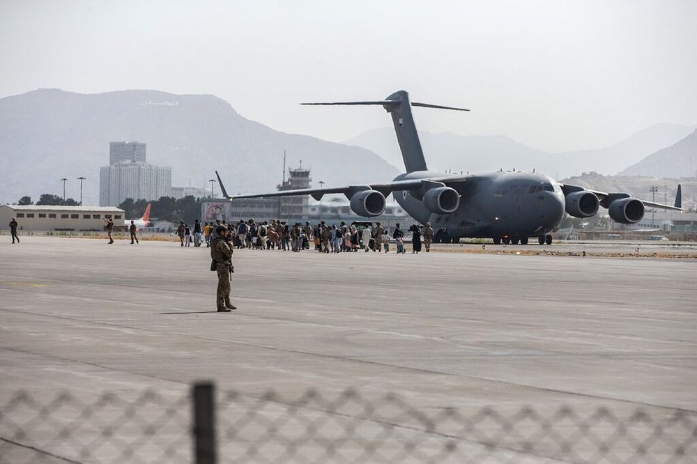 The Sordid Politics of the Kabul Evacuation - Lawyers, Guns & Money