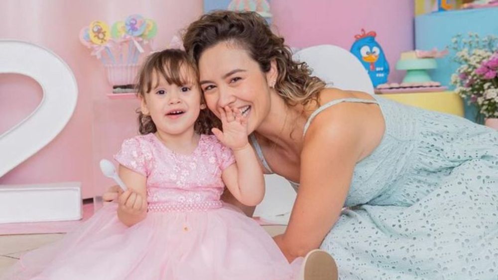 Amanda Richter comemora aniversário de 2 anos da filha com festa temática