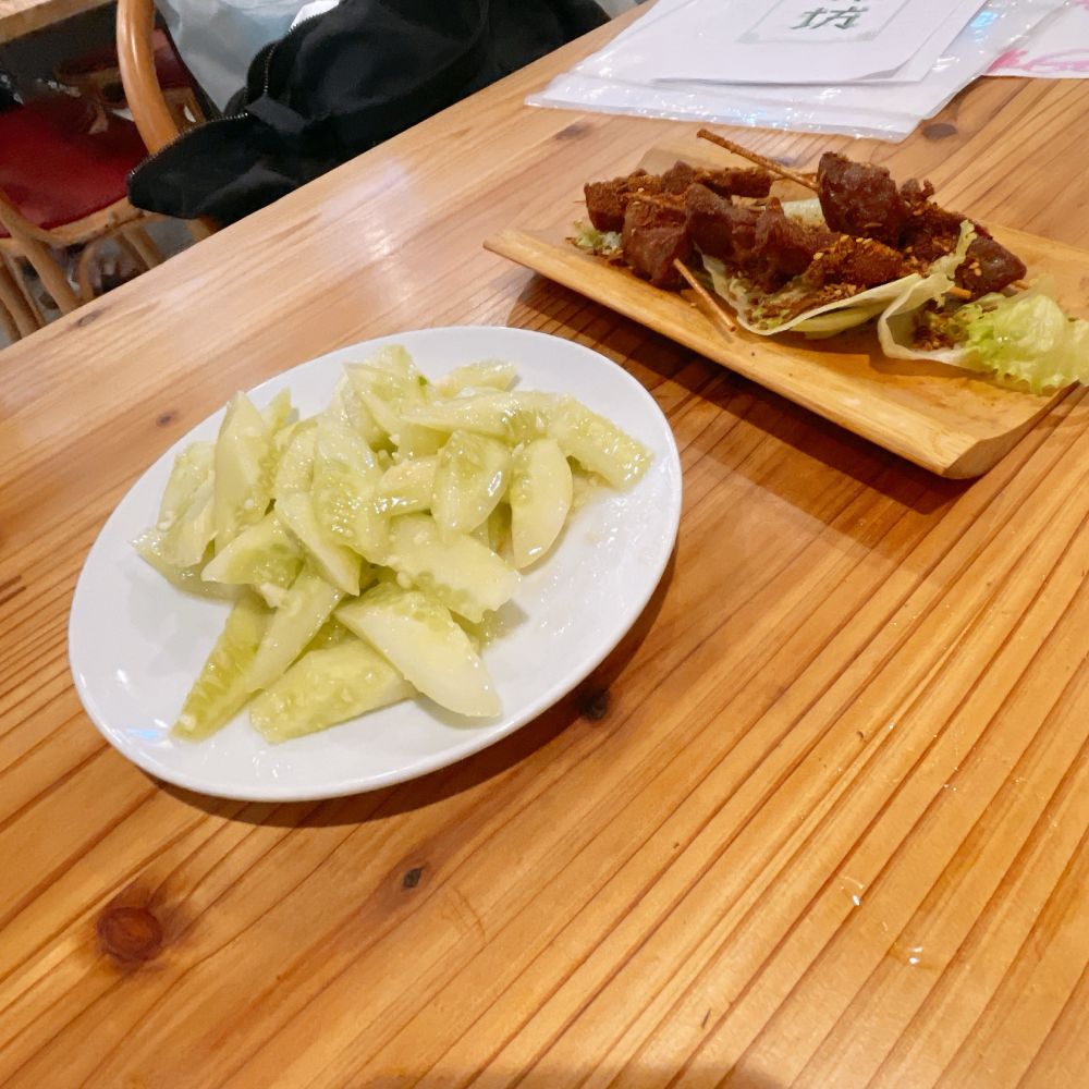 きゅうりのたたきとラム揚げ串