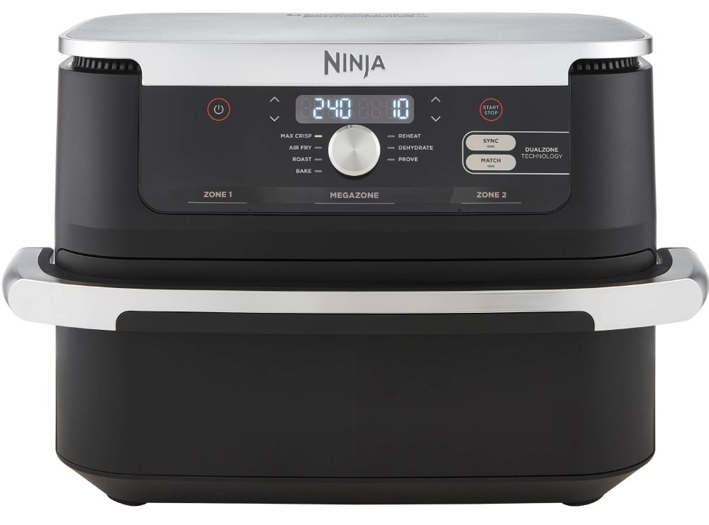 Photo commerciale d'un air fryer de la marque Ninja.