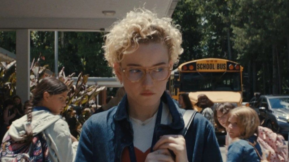 Image de Julia Garner qui interprète Justine dans le film Weapons de Zach Cregger