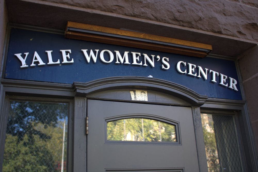 Yale College admin direct Women’s Center to institute policy of “broad neutrality”