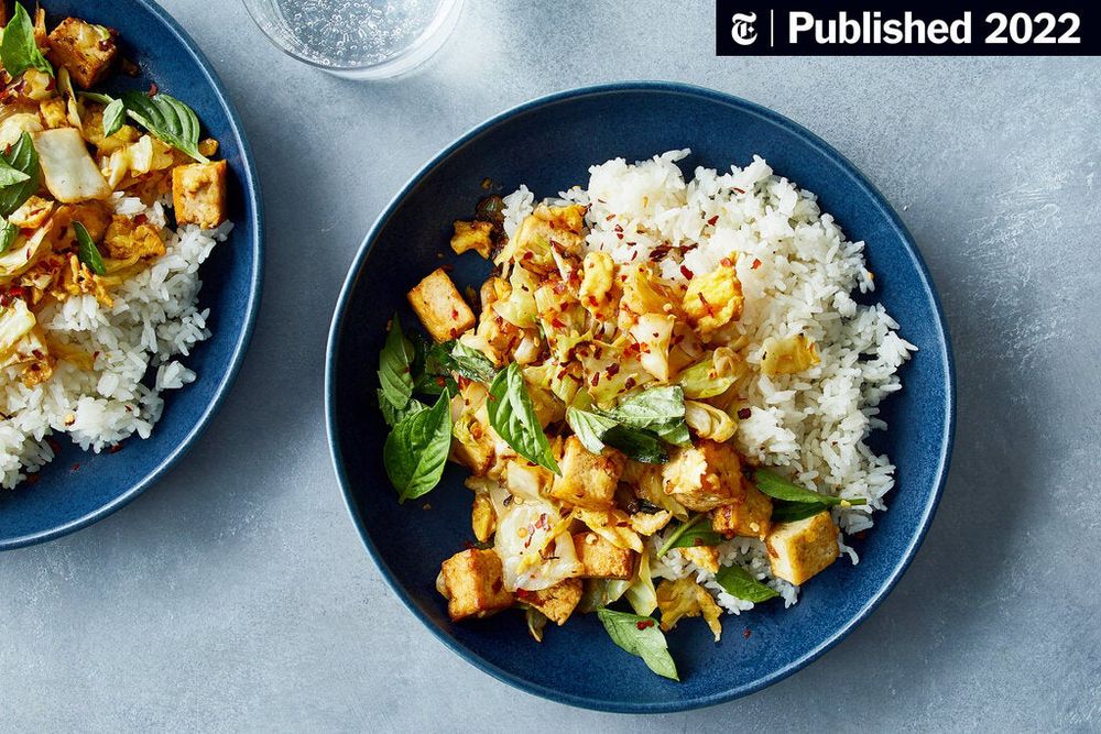 Tofu and Cabbage Stir-Fry With Basil (Published 2022)