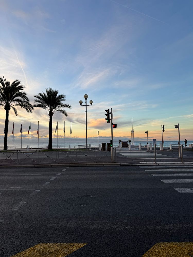 Aly living in the south of France as a billionaire 