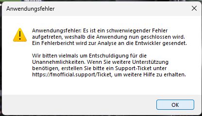 Screenshot mit Fehlermeldung aus Football Manager 26;

Anwendungsfehler: Es ist ein schwerwiegender Fehler aufgetreten, weshalb die Anwendung nun geschlossen wird. Ein Fehlerbericht wird zur Analyse an die Entwickler gesendet.
Wir bitten vielmals um Entschuldigung für die Unannehmlichkeiten. Wenn Sie weitere Unterstützung benötigen, erstellen Sie bitte ein Support-Ticket unter https://fmofficial.support/Ticket, um weitere Hilfe zu erhalten.