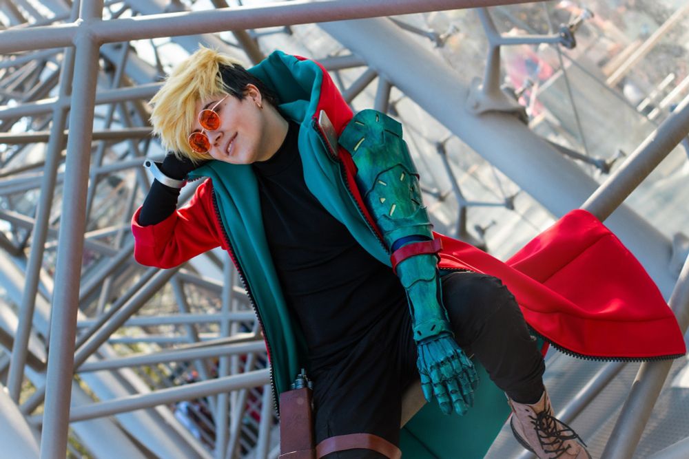Vash the Stampede cosplay image
Photographer: @cayra.bsky.social
Editing: me
