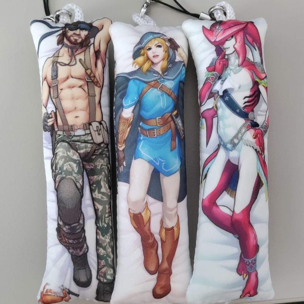 miniature dakimakuras with big boss, link, and sidon