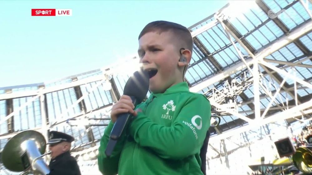 Stevie Mulrooney sings Ireland's Call at the Aviva!