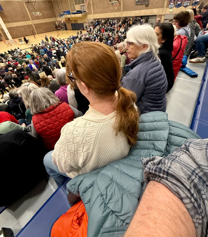 Capacity crowd for Democratic Town Hall in Oregon. 